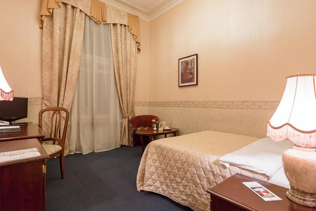 Budapest: Room SINGLE CLASSIC