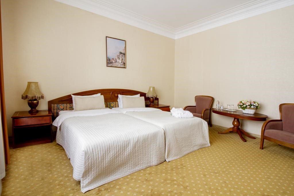 Budapest: Room JUNIOR SUITE CAPACITY 1