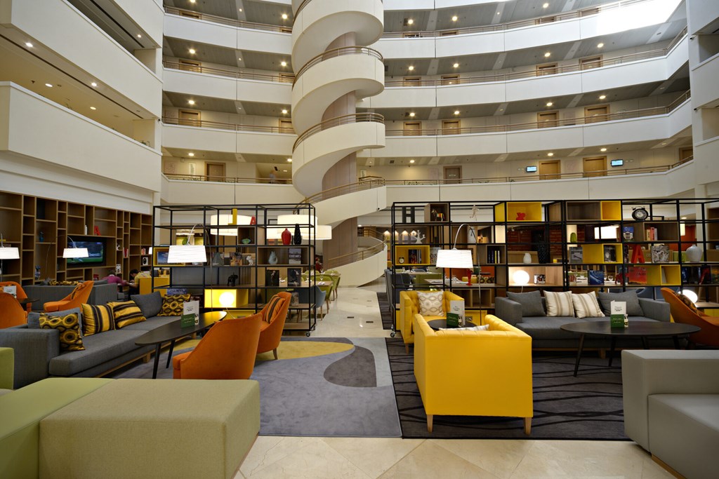 Holiday Inn Moscow - Seligerskaya: Lobby