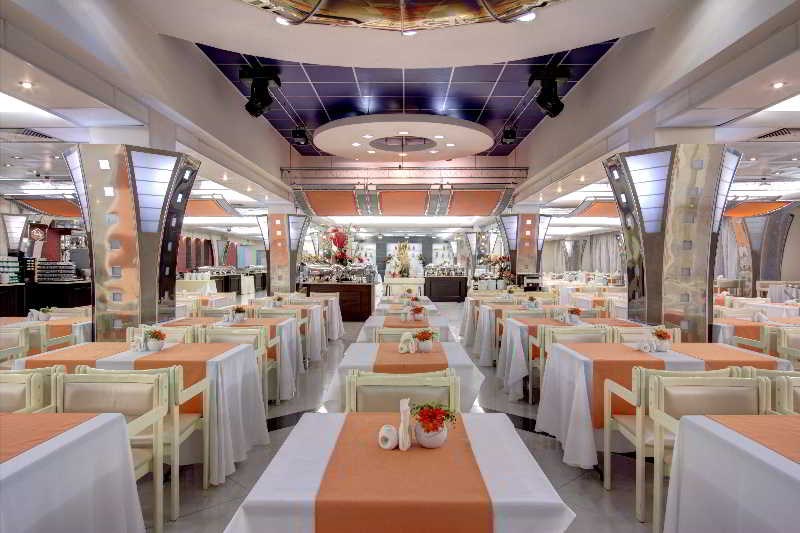 Izmailovo Alfa: Restaurant