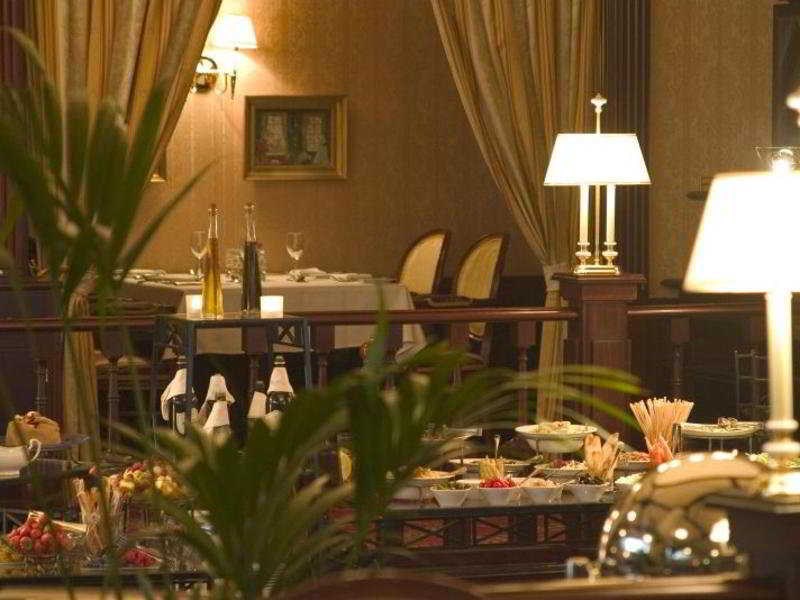 Marriott Grand Hotel: Restaurant