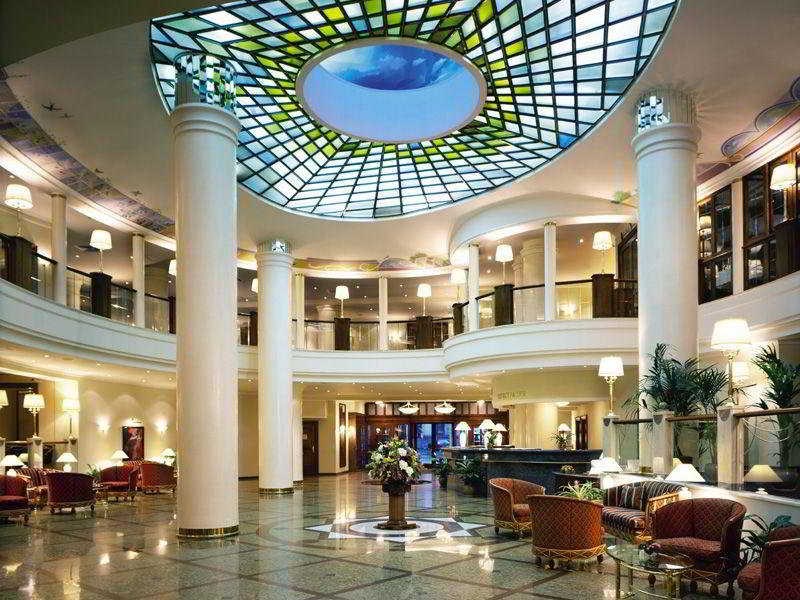 Marriott Royal Aurora: Lobby