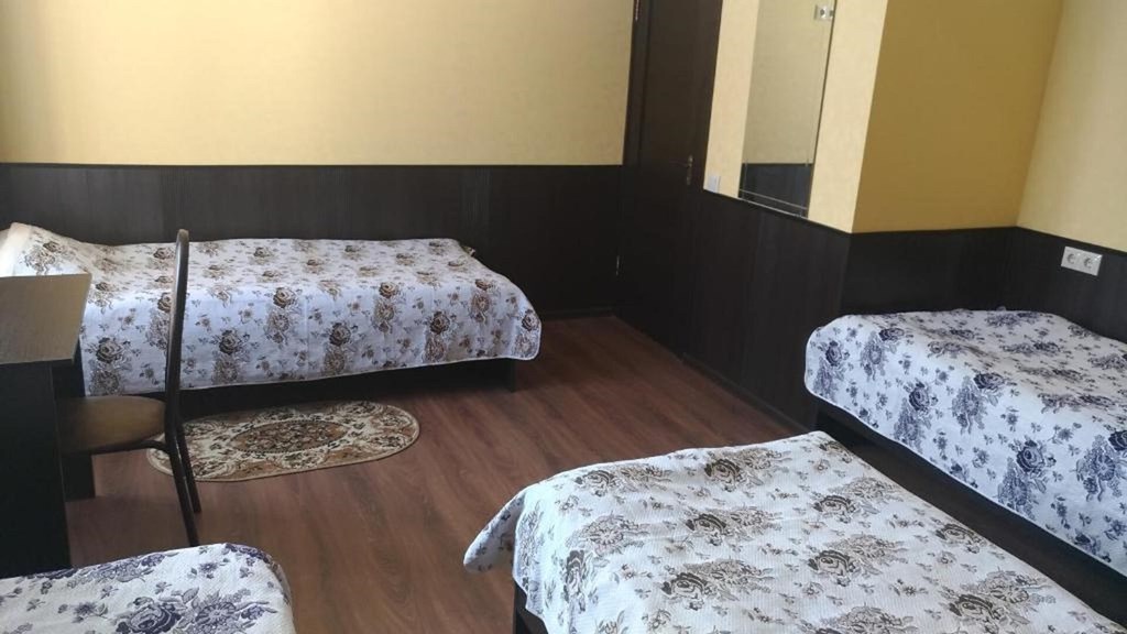 Mini Hotel Tarleon: Room Bed in dormitory CAPACITY 4