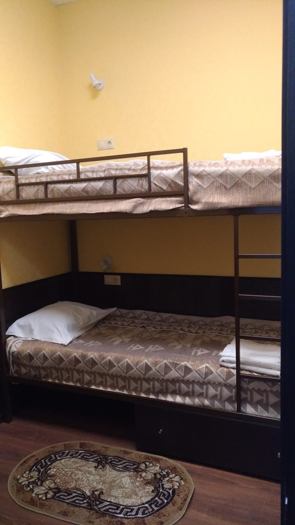 Mini Hotel Tarleon: Room DOUBLE BUNK BED