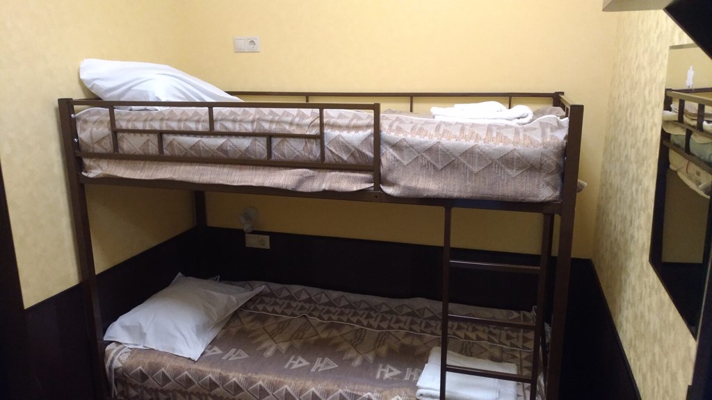 Mini Hotel Tarleon: Room DOUBLE BUNK BED