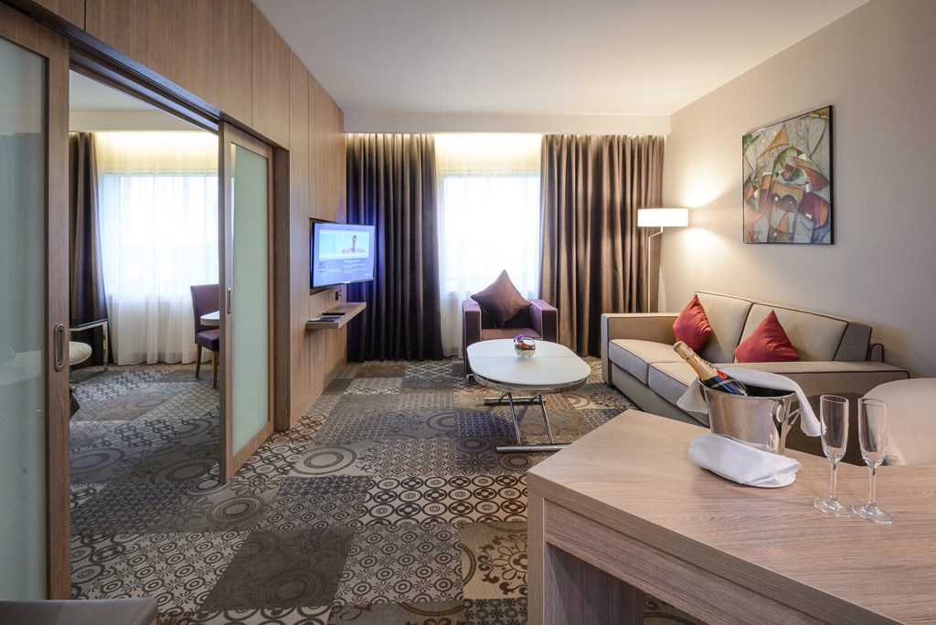 Novotel Moscow Sheremetyevo: Room SUITE STANDARD