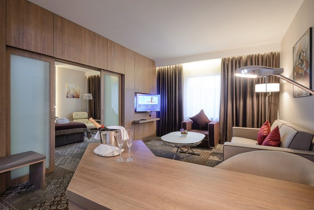 Novotel Moscow Sheremetyevo: Room SUITE STANDARD