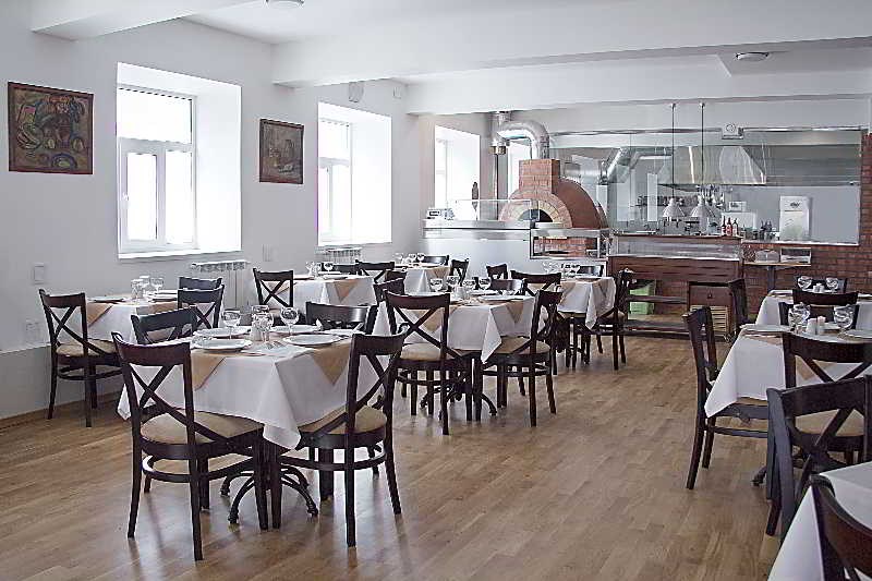 Arealinn: Restaurant