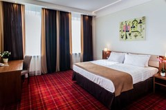 Best Western Plus Centre Hotel: Room - photo 82