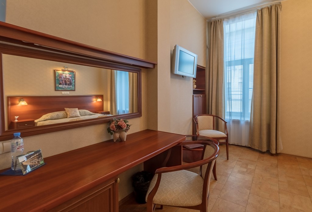 Comfort Hotel St Petersburg: Room DOUBLE SINGLE USE DELUXE