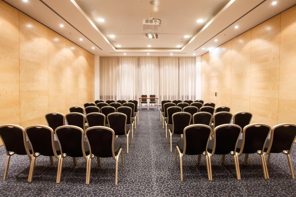 Crowne Plaza St. Petersburg Airport: Conferences