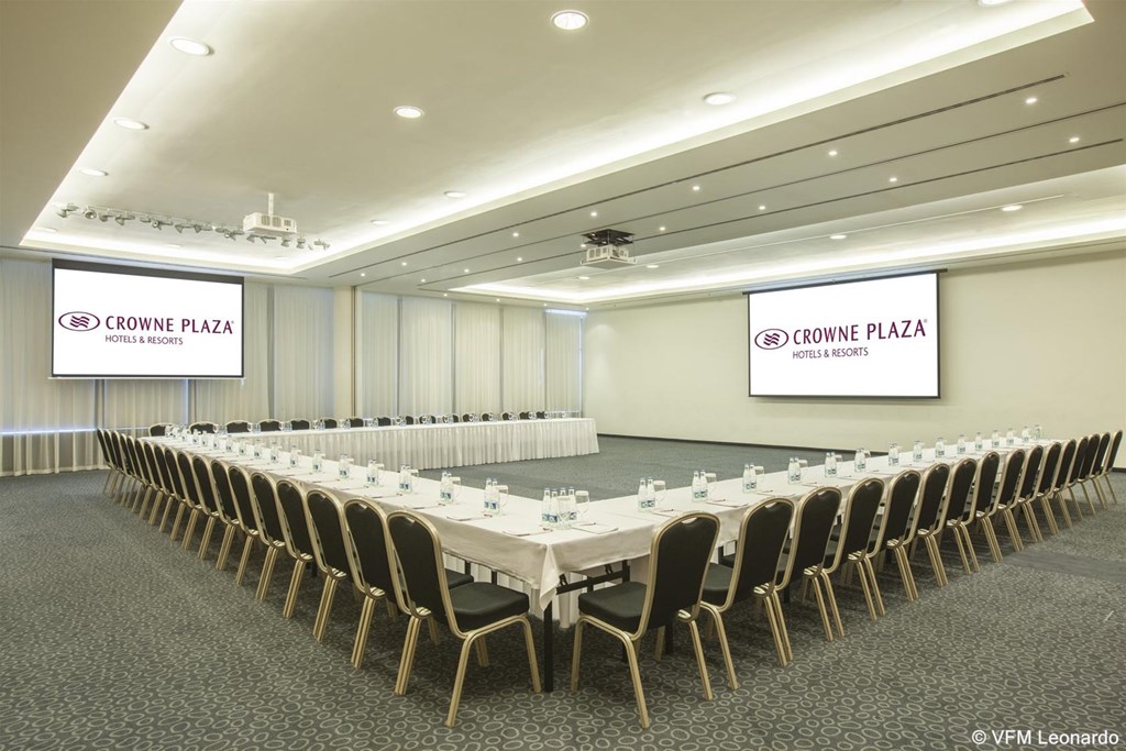 Crowne Plaza St. Petersburg Airport: Conferences