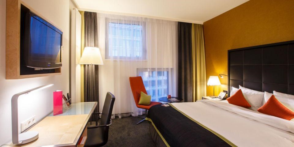 Crowne Plaza St. Petersburg Airport: Room DOUBLE SINGLE USE CLUB