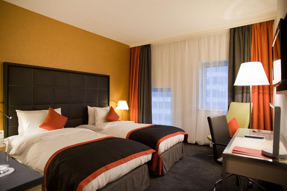 Crowne Plaza St. Petersburg Airport: Room