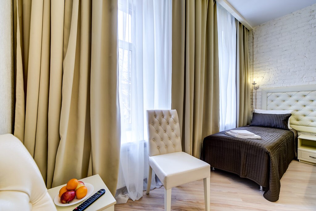 Guest Rooms on Marata, 10: Room STUDIO STANDARD