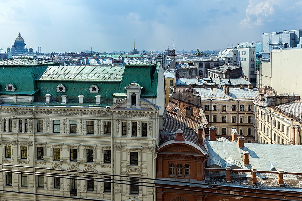 Nevsky Art Hall: General view