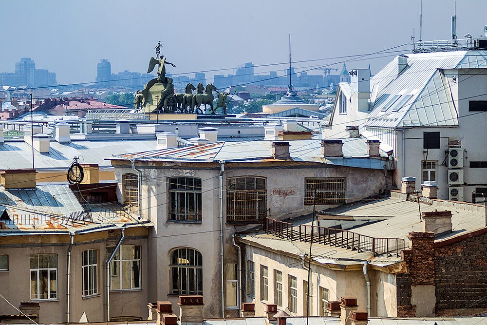 Nevsky Art Hall: General view