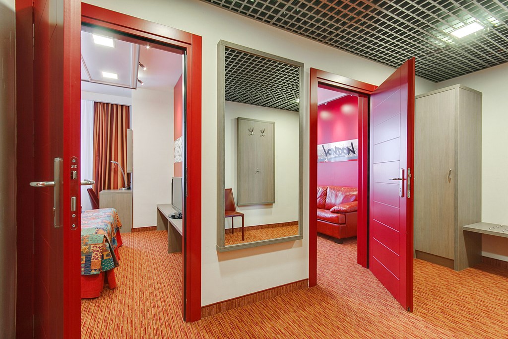 Red Stars Hotel: Room SUITE STANDARD