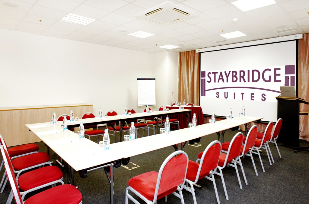 Staybridge Suites Moskovskye Vorota: Conferences