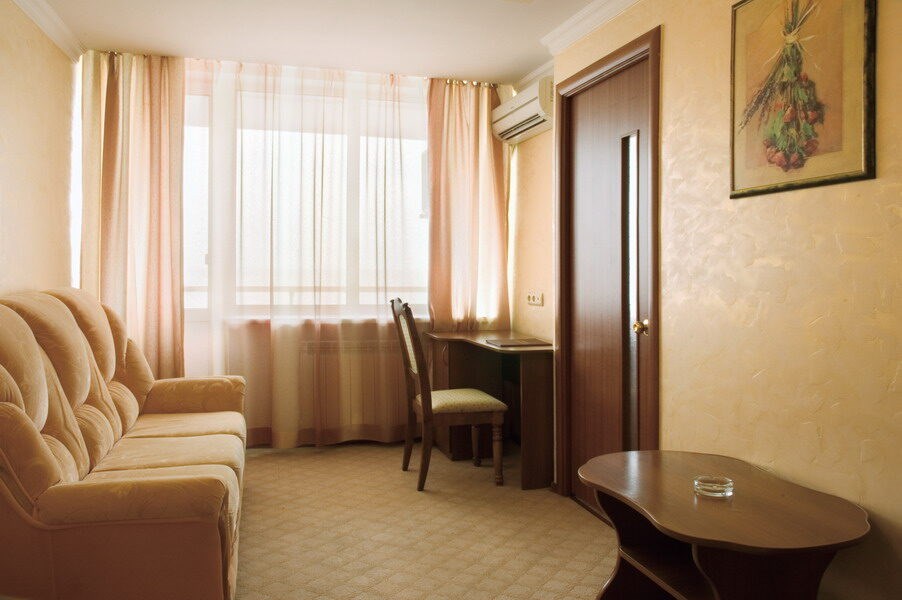 A Hotel Amur Bay: Room SUITE CAPACITY 1