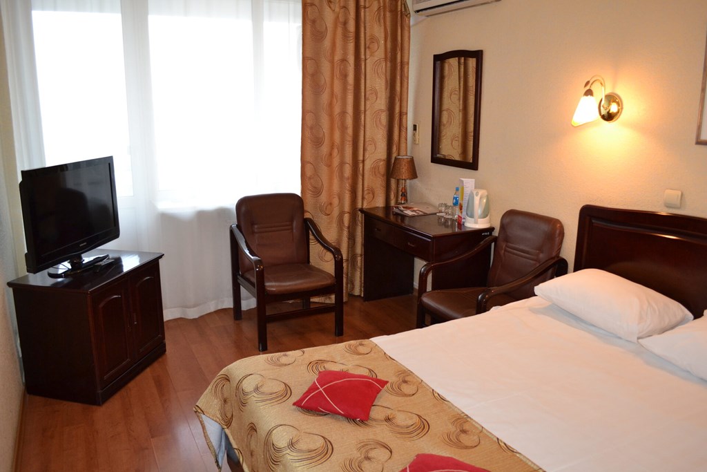 A Hotel Amur Bay: Room DOUBLE SINGLE USE SUPERIOR