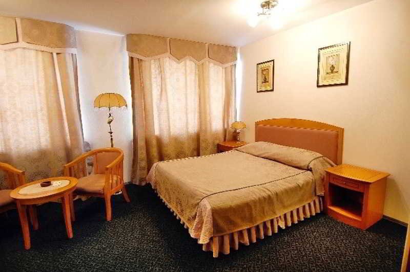 Primorye: Room