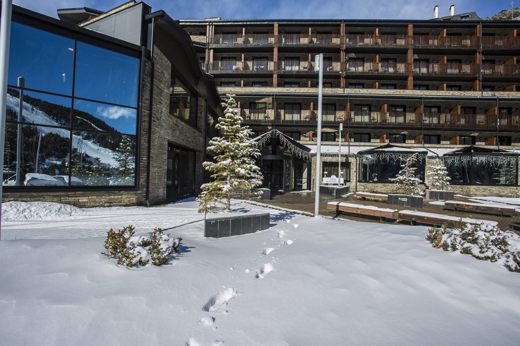 Park Piolets Mountain Hotel & Spa: General view