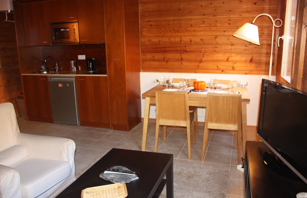 La Pleta Incles Suites 3000: Room APARTMENT CAPACITY 6 TWO BEDROOMS