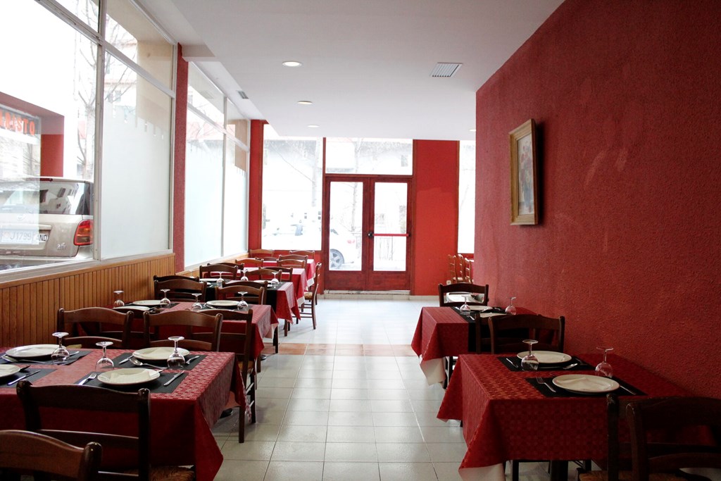 Hermus Centre Vila: Restaurant