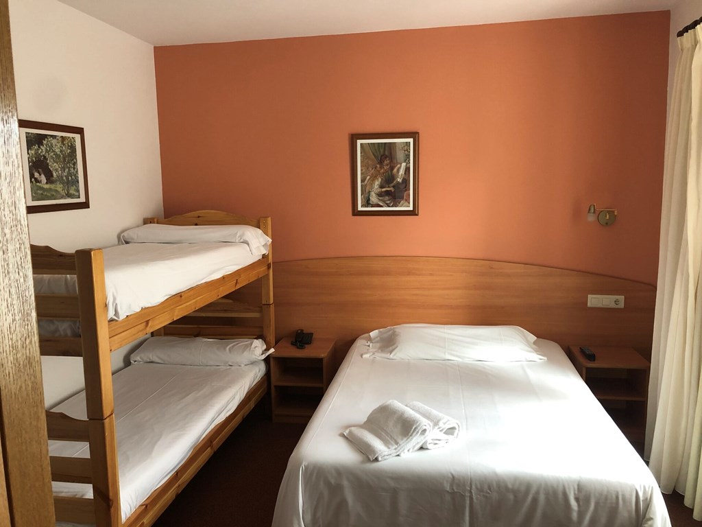 Hermus Centre Vila: Room QUADRUPLE SUPERIOR