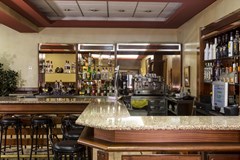 Encamp: Bar - photo 15