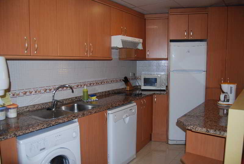 Del Meligar: Room APARTMENT CAPACITY 6 TWO BEDROOMS