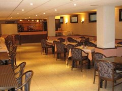 Roc del Castell: Restaurant - photo 6