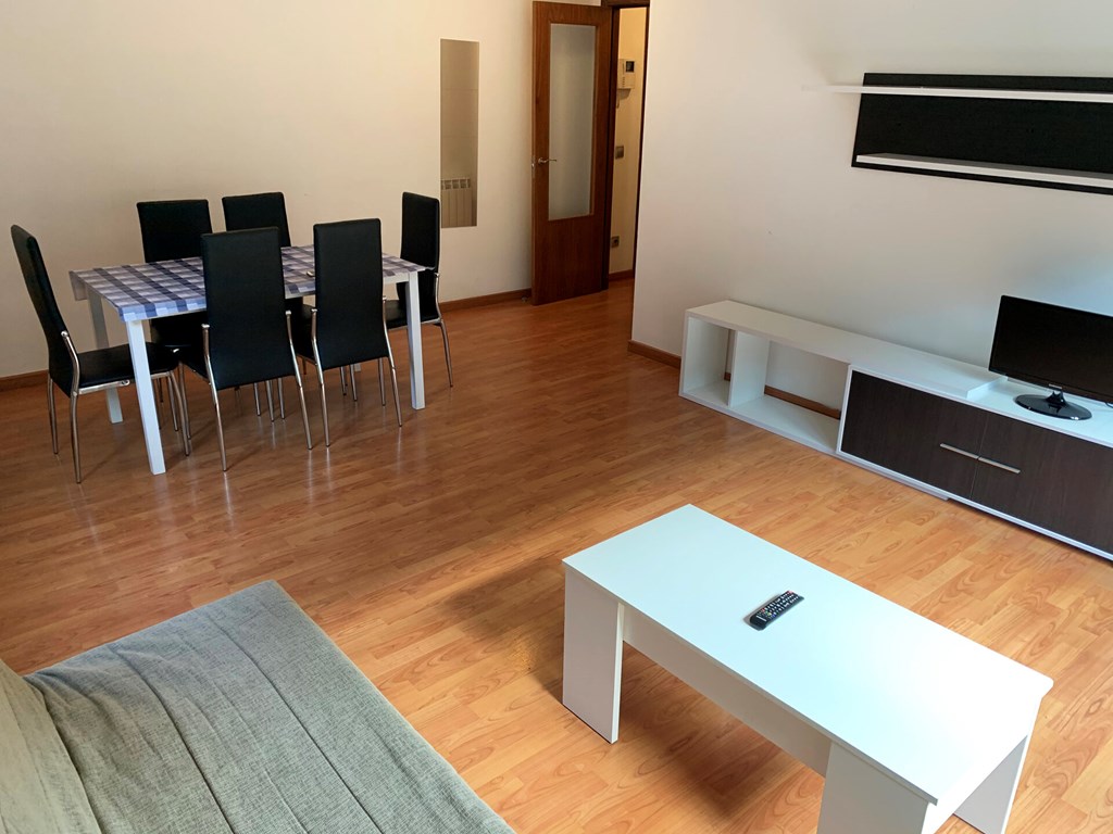 Apartamentos Canillo Les Moles 3000: Room APARTMENT CAPACITY 4 ONE BEDROOM