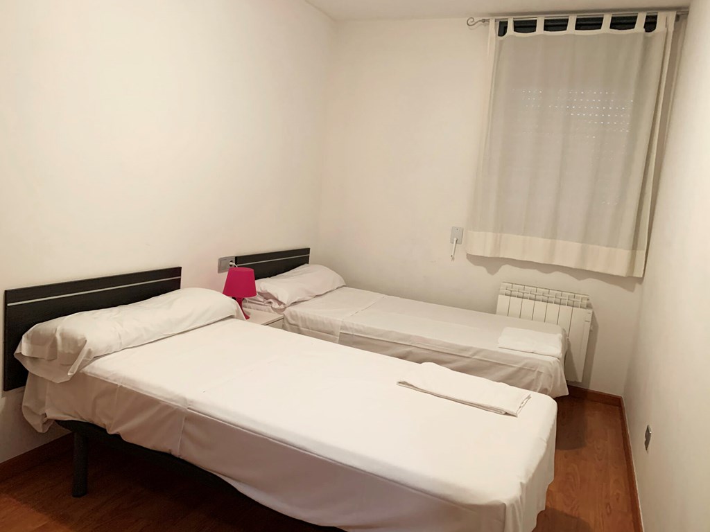 Apartamentos Canillo Les Moles 3000: Room APARTMENT CAPACITY 4 ONE BEDROOM