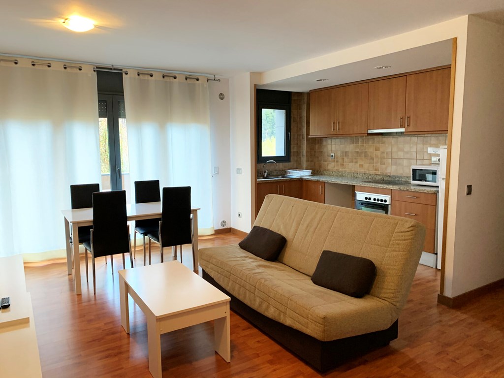 Apartamentos Canillo Les Moles 3000: Room APARTMENT CAPACITY 6 TWO BEDROOMS