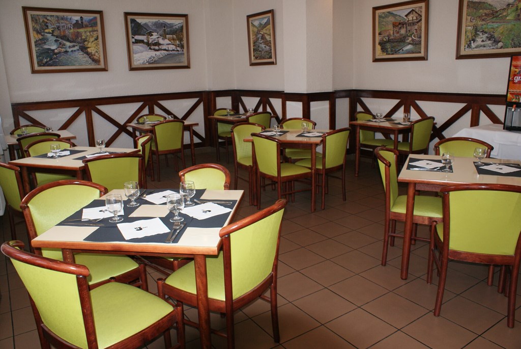 Sant Jordi: Restaurant