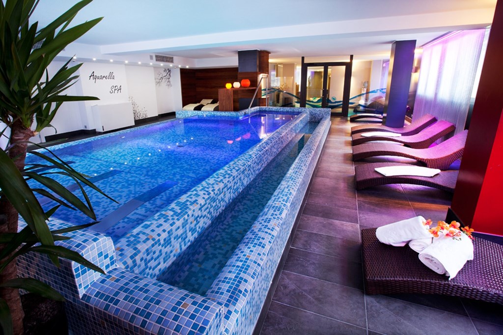 Acta Art hotel: Pool
