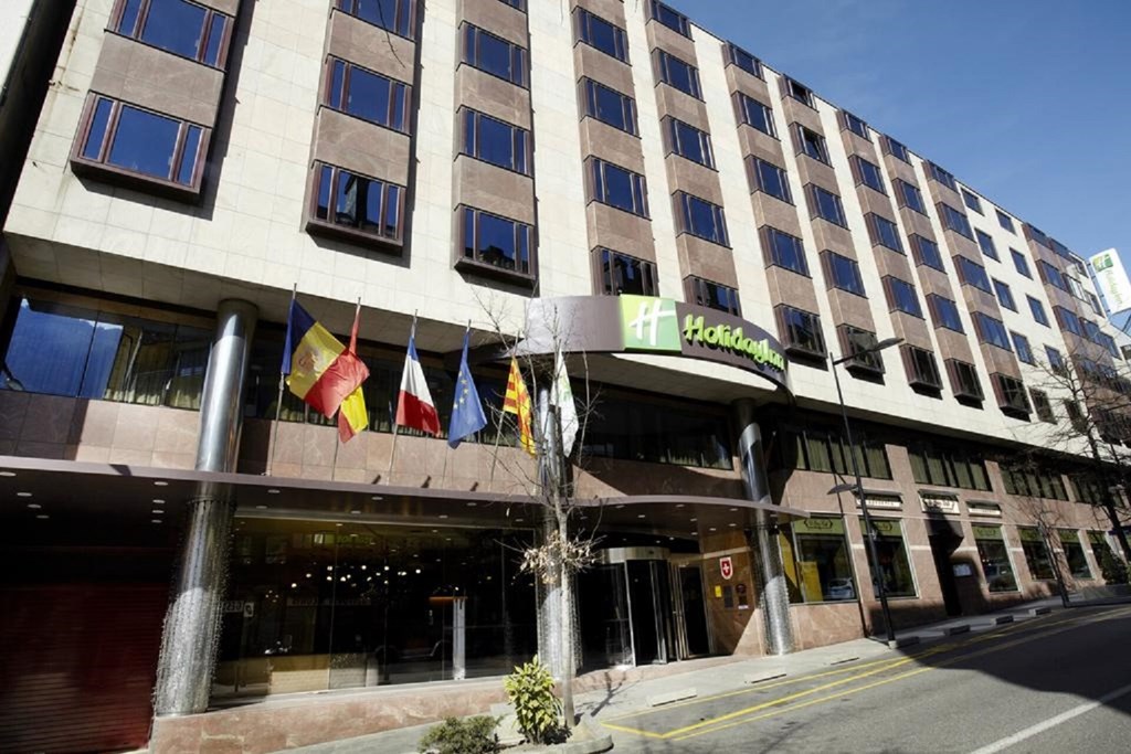 Holiday Inn Andorra: General view