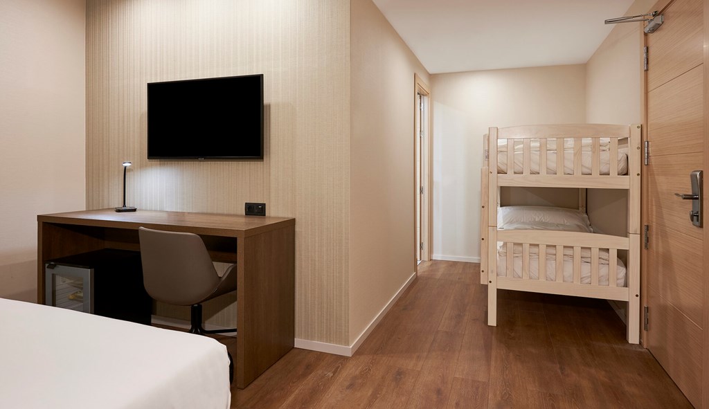 NH Andorra la Vella: Room FAMILY ROOM CAPACITY 4