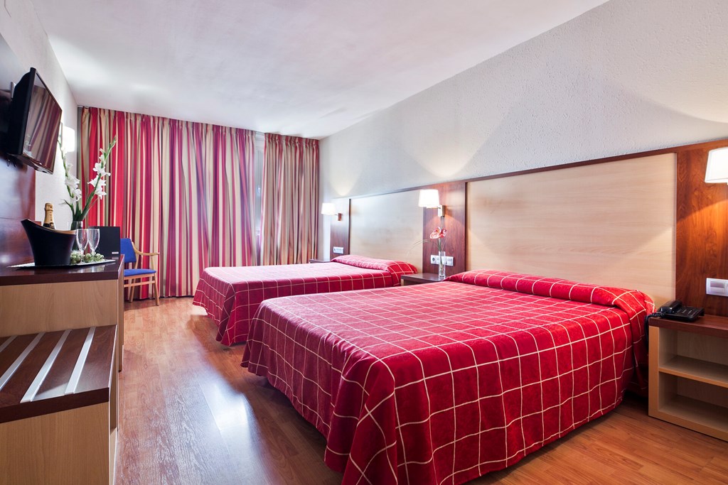 Hotel Andorra Center: Room TRIPLE INNER
