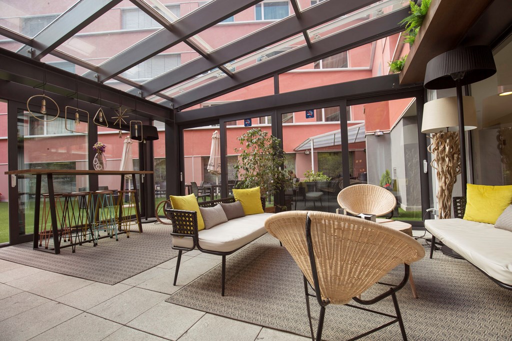 Centric Atiram Hotel: Terrace
