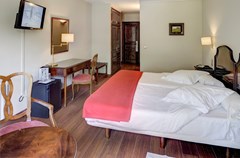 Abba Xalet Suites: Room - photo 18