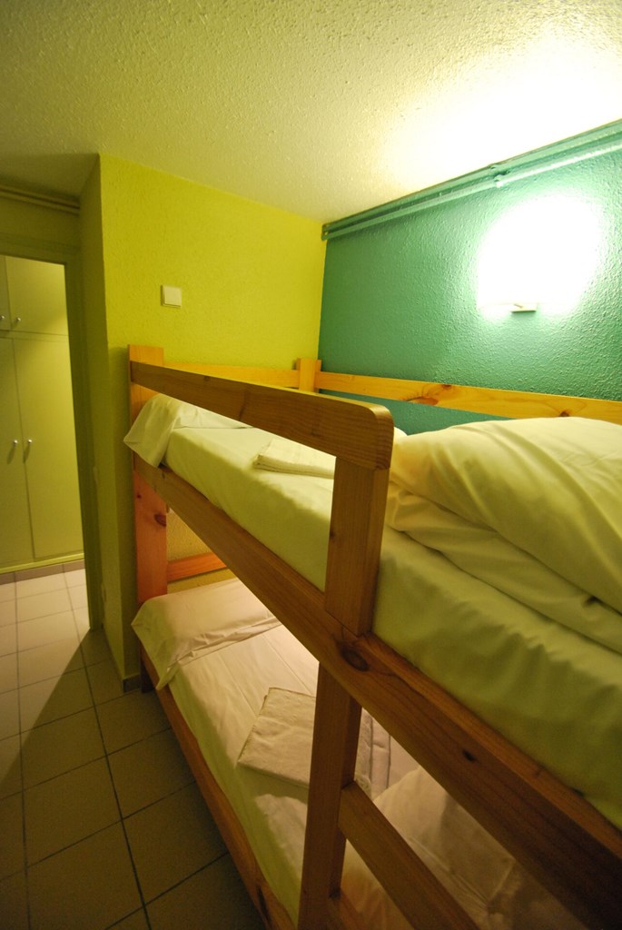 Giberga Apartments: Room APARTMENT CAPACITY 3 TWO BEDROOMS