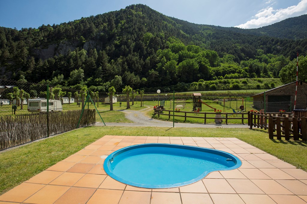 Annapurna Atiram Aparthotel: Pool