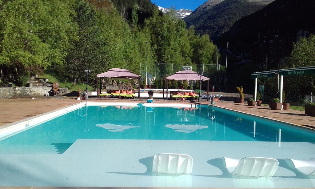 Sant Gothard: Pool