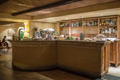 Patagonia Atiram Hotel: Bar - photo 10