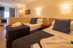 Patagonia Atiram Hotel: Room Double or Twin PREMIUM - photo 39