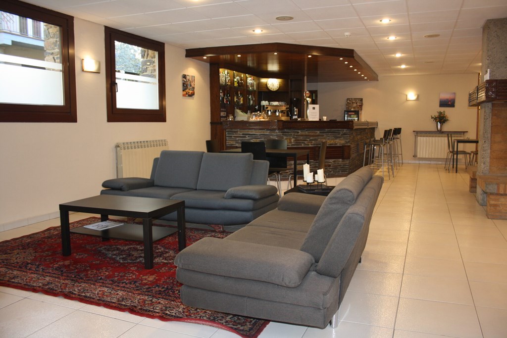 Xalet Besoli: Lobby