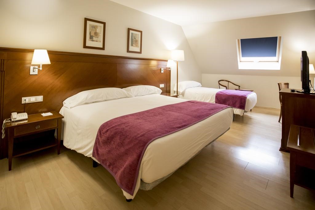 Golden Tulip Andorra Fenix Hotel: Room TRIPLE CAPACITY 3